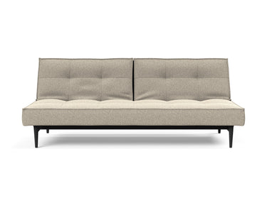 Splitback Styletto Black Wood sovesofa i 539 Bouclé Beige, set forfra