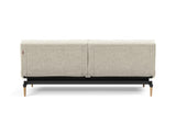 Splitback Styletto Light Wood sovesofa i 357 Taura Off White, set bagfra