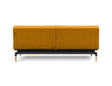 Splitback Styletto Light Wood sovesofa i 507 Elegance Burned Curry, set bagfra