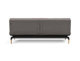 Splitback Styletto Light Wood sovesofa i 521 Mixed Dance Grey, set bagfra