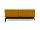 Splitback Styletto Black Wood sovesofa i 507 Elegance Burned Curry, set bagfra