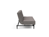 Splitback Styletto Black Wood sovesofa i 521 Mixed Dance Grey, set fra siden