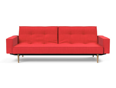 Splitback Styletto Light Wood sovesofa med armlæn i 511 Elegance Red, set forfra