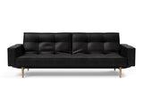 Splitback Styletto Light Wood sovesofa med armlæn i 550 Faunal Black, set forfra