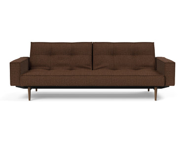 Splitback Styletto Dark Wood sovesofa med armlæn i 359 Taura Cappuccino, set forfra
