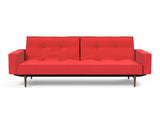 Splitback Styletto Dark Wood sovesofa med armlæn i 511 Elegance Red, set forfra