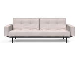 Splitback Styletto Black Wood sovesofa med armlæn i 300 Weda Sand, set forfra