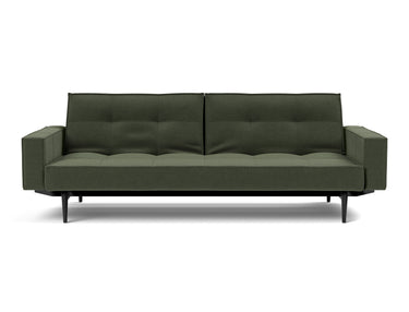 Splitback Styletto Black Wood sovesofa med armlæn i 413 Esina Olive Green, set forfra