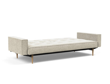 Splitback Styletto Light Wood sovesofa med armlæn i 357 Taura Off White, slået ud til seng