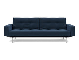 Splitback Chrome sovesofa med armlæn i 414 Esina Indigo Blue, set forfra