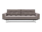 Splitback Chrome sovesofa med armlæn i 418 Esina Truffle, set forfra