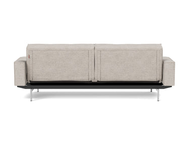 Splitback Chrome sovesofa med armlæn i 471 Yuveno Sand, set bagfra