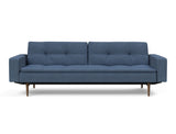 Dublexo Styletto Dark Wood sovesofa med armlæn i 302 Weda Blue, set forfra