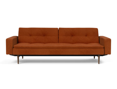 Dublexo Styletto Dark Wood sovesofa med armlæn i 595 Corduroy Burnt Orange, set forfra