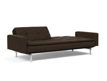 Dublexo Chrome sovesofa med armlæn i 358 Taura Chocco, med den ene ryghalvdel lagt ned