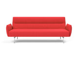 Jillis sovesofa med armlæn i 511 Elegance Red, set forfra