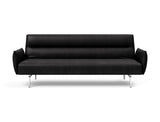 Jillis sovesofa med armlæn i 550 Faunal Black, set forfra