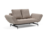 Ghia Laser daybed i 318 Cordufine Beige, set skråt forfra