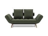 Ghia Wood daybed i 413 Esina Olive Green, set forfra