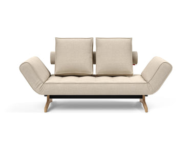Ghia Wood daybed i 586 Phobos Latte, set forfra