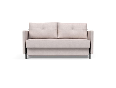 Cubed 140 sovesofa med armlæn i 300 Weda Sand, set forfra