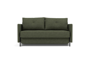 Cubed 140 sovesofa med armlæn i 353 Taura Forest, set forfra