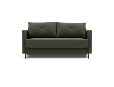 Cubed 140 sovesofa med armlæn i 413 Esina Olive Green, set forfra