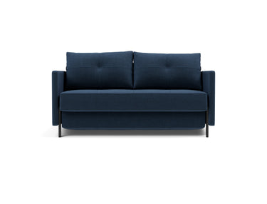 Cubed 140 sovesofa med armlæn i 414 Esina Indigo Blue, set forfra