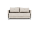 Cubed 140 sovesofa med armlæn i 470 Yuveno Natural, set forfra