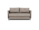 Cubed 140 sovesofa med armlæn i 472 Yuveno Warm Grey, set forfra