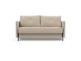 Cubed 140 sovesofa med armlæn i 612 Blida Sand Grey, set forfra