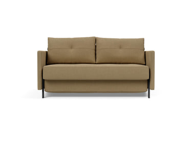 Cubed 140 sovesofa med armlæn i 860 Yogia Olive Brown, set forfra