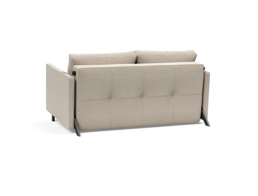 Cubed 140 sovesofa med armlæn i 612 Blida Sand Grey, set skråt bagfra