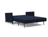 Cubed 140 sovesofa med armlæn i 528 Mixed Dance Blue, slået ud til seng