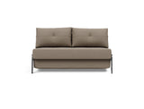 Cubed 140 Chrom sovesofa i 850 Mahoga Caramel, set forfra