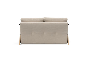 Cubed 140 Wood sovesofa i 612 Blida Sand Grey, set bagfra