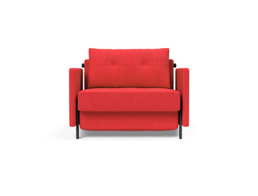 Cubed 90 stol med armlæn i 511 Elegance Red, set forfra