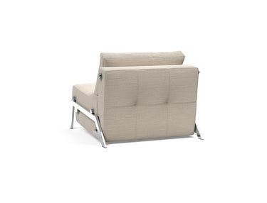 Cubed 90 Chrome stol i 612 Blida Sand Grey, set skråt bagfra