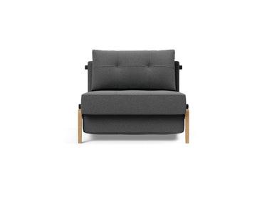 Cubed 90 Wood stol i 852 Mahoga Seal Grey, set forfra
