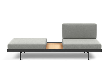 Puri daybed med egetræsbord i 853 Mahoga Dove Grey, set forfra