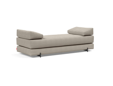 Sigmund Indu daybed i 579 Kenya Gravel, set skråt forfra