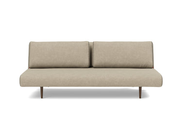Unfurl Lounger sovesofa i 356 Taura Sand, set forfra
