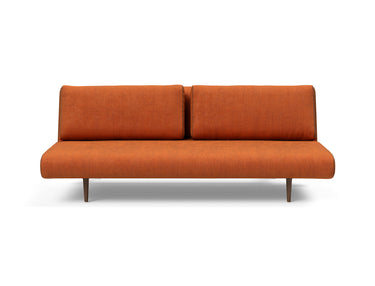 Unfurl Lounger sovesofa i 412 Esina Rust Orange, set forfra