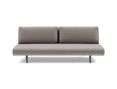 Unfurl Lounger sovesofa i 418 Esina Truffle, set forfra