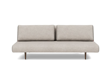 Unfurl Lounger sovesofa i 471 Yuveno Sand, set forfra