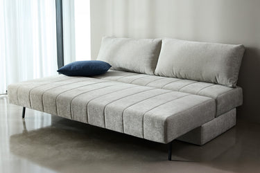 Akello sovesofa i 280 Avella Sand i en stue, billede 2
