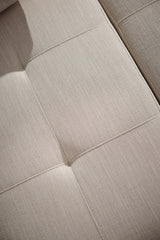 Cubed 140 Wood sovesofa i 612 Blida Sand Grey i en stue, billede 10