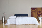 Ghia Laser daybed i 414 Esina Indigo Blue i en stue, billede 10