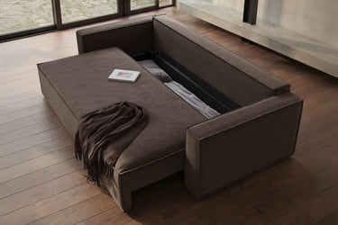 Newilla sovesofa i 530 Bouclé Taupe i en stue, billede 3