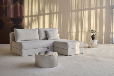 Osvald sovesofa i 470 Yuveno Natural i en stue, billede 2